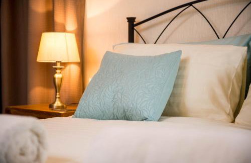 Awel Taf - A well-appointed cottage comfortably accommodates up to six guests - Foto 10