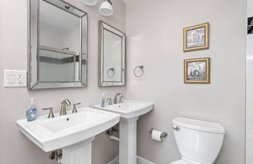 4Bedroom 2 Bath Home in Arts District-Smoky Row A Duplex - Foto 28