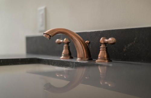 Near Ft Moore Ft Benning and CSU Restored Historic Home - Foto 13