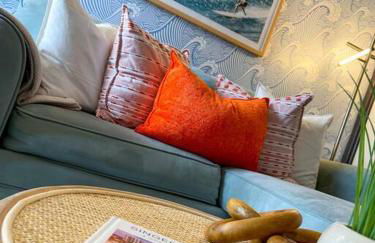 Cool Breeze Home -steps to the beach with Pool! - Foto 1