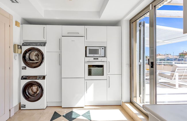 YOLO Spaces – Sotogrande Ocean View Penthouse - Foto 11