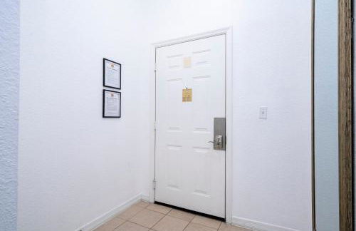 Amazing 2bed Condo in Kissimmee near Disney - Mickey Sorcerer - Foto 57