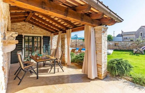 Gorgeous Home In Sisan With Wifi - Foto 3