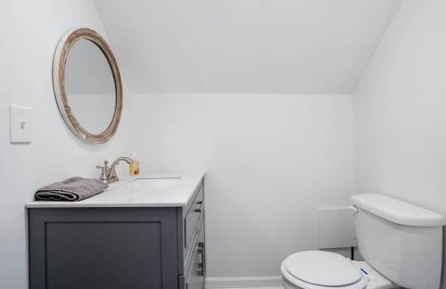 Cordova Farmhouse - 7 Minutes from the Ark! - Foto 42