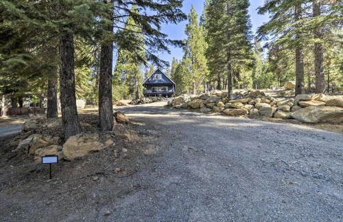 Home with Hot Tub about half Mile to Boat Launch! - Foto 29