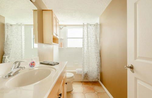 Welcome to Your Serene Waterfront Getaway! - Foto 15