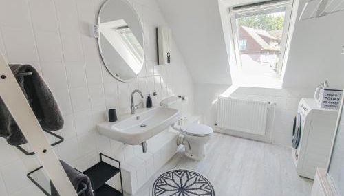 INIKAMA: Designer Apartment im Grünen – Netflix - Foto 5