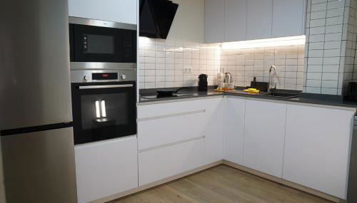 Casa Dolce Casa - Elegant 3BR Apartment Near Metro & Beach,Valencia - Foto 5, stove, dishwasher, pet friendly, toaster