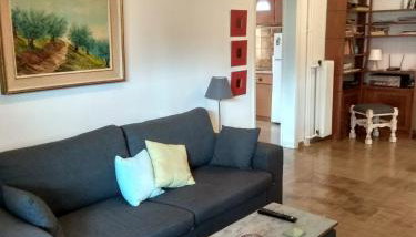 City Break Nearby Metro And Bus Express Airport - Foto 5