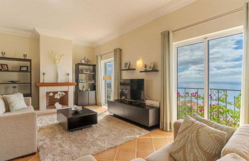 Villa Bougainvillea Palheiro Village by Holiday Rental Madeira - Foto 33