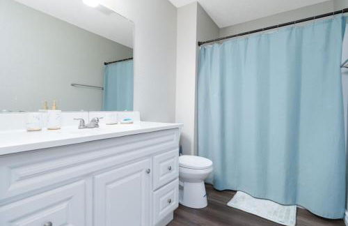 Peaceful Modern Home near Avon - Foto 28