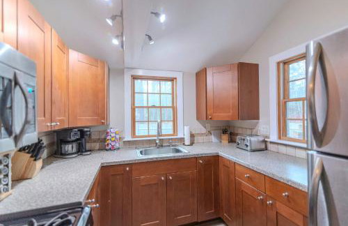 Clark Escape Fenced-In Yard Newly Renovated - Foto 18