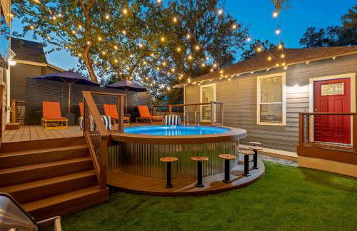 The Backyard Bliss - 4BR Heated Pool & Ping Pong - Foto 44
