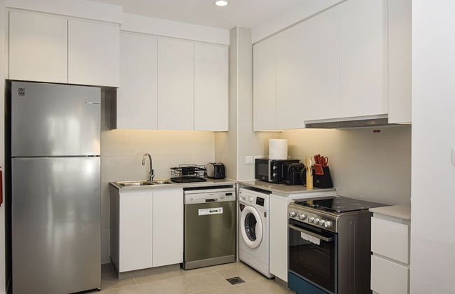 Elegant 3 BR Dubai South - Photo 44