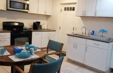 Great motherlaw apartments with your own entrance! - Foto 13