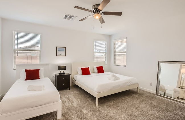 NEW Awesome Phoenix Monthly 5BR - Foto 17