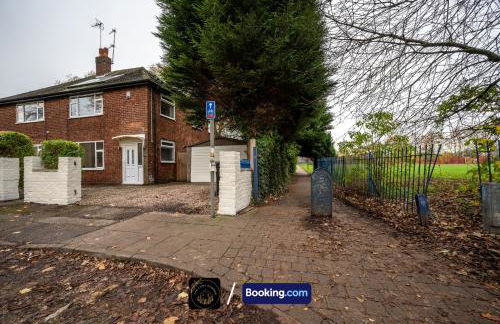 Cosy 3-Bed House l Garden l Free Parking l Stretford l Sleeps 7 l Book today with The Cosy Corner Nationwide - Foto 45