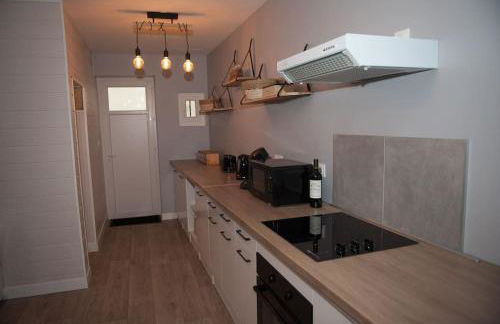 Bel appartement en pierre de 100 m2 avec cour. - Foto 31