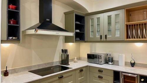 Gorgeous 4 bedroom Townhouse - Foto 5, stove, dishwasher, toaster