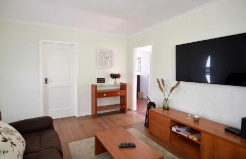 Resilience House - Photo 8