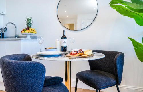 Central Gravesend 1BR, Kitchen, Wi-Fi, Sleeps 2, Parking - Foto 43