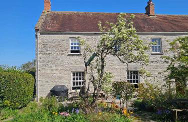 Grade II Listed House Tranquil Garden & Parking - Foto 28