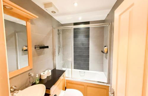 Promo Rate - 2BDR flat with AC in Embankment near Charing Cross, Trafalgar Square, London Eye, Big Ben - Foto 17