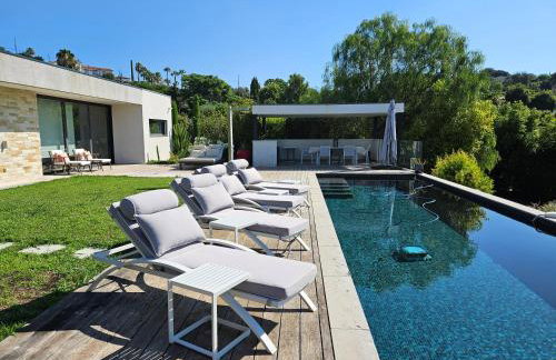 Villa contemporaine classée 5 étoiles avec piscine Antibes - Foto 5