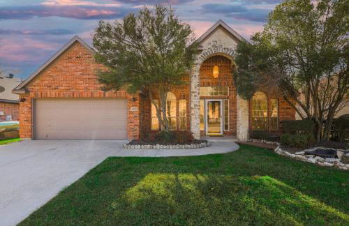 Elite 4BR 2BA Holiday Home with Hot Tub, Pool, and BBQ - Foto 2