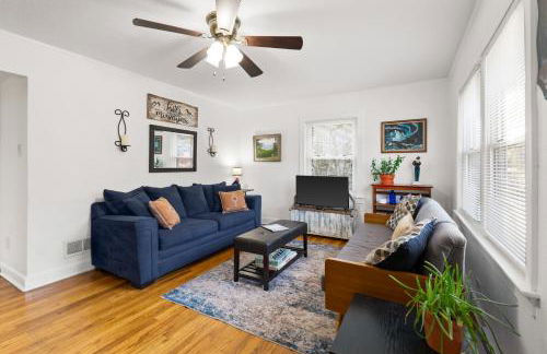 Home Near Downtown Mall & Belmont - Foto 14