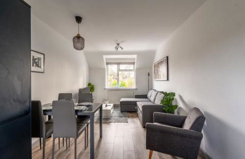 Elegant 3 Bed Apt for Contractors & Families Sleeps 5 - Foto 13