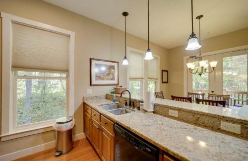 Condo with Pool and Beach Access in Bear Lake Reserve! - Foto 13