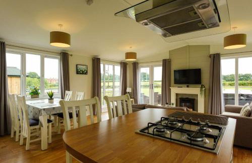 Shropshire Lodges - Romantic Luxury Hot Tub Breaks - Foto 71