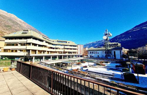 ZERO DISTANCE - Bernina Train Station - Foto 8