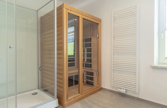 für bis zu 8 Personen mit IR Sauna - Foto 6