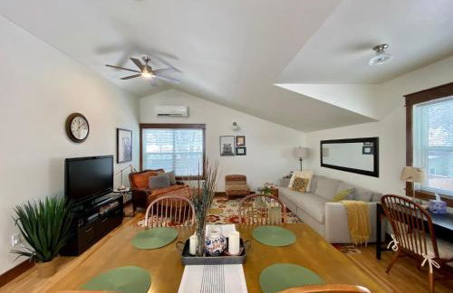 The Beautiful Bears Den! Walk to Old Town and CSU! - Foto 23