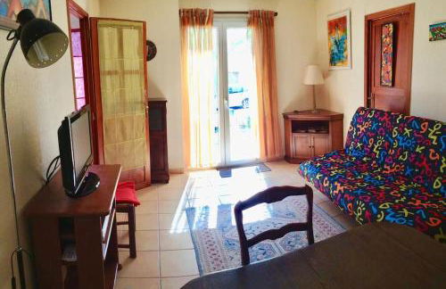 Beau F2 rdc entier 40m2 calme terrasse jardin parking gratuit sur place - Foto 10