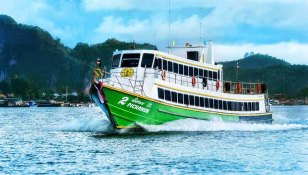 Traghetto per le isole Phi Phi