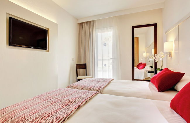 Grupotel Alcudia Suite - Photo 6