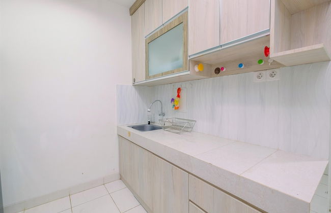 Homey And Comfy 2Br Sentul Tower Apartment - Foto 13