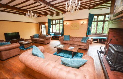 The Sheriff House - Beautiful large property in Wroxham, perfect for family holidays - Photo 2