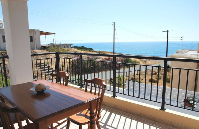 Pomos Villa - Only 50m to the Sea, Picturesque - Tranquil Area, Paphos - Foto 9
