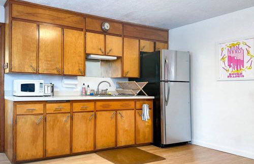 Whimsical apartment near downtown Winooski - Foto 5