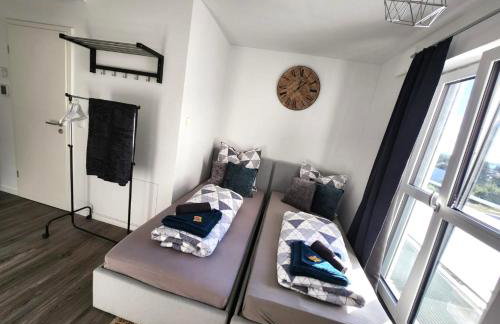 Modernes Apartment mit WIFI, Aufzug & Kostenlos Parken EL-Living - Foto 1