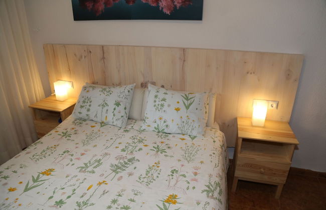 Villa Ana Apartments - Photo 3