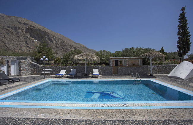 Birds Villa Apartments with Heated Pool - Including Car and Breakfast - Photo 51