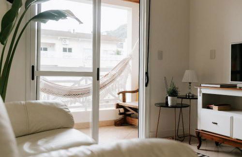 Completo apartamento em Resort na beira da lagoa - Foto 43