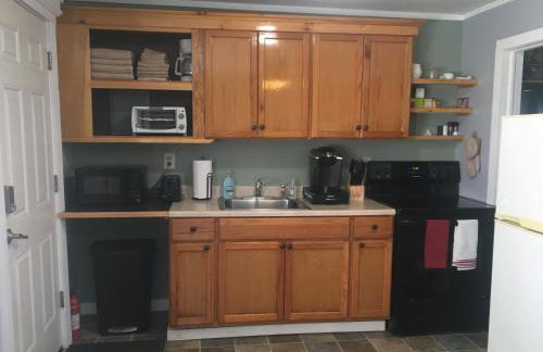 Home Away From Home, Recently Renovated - Foto 8