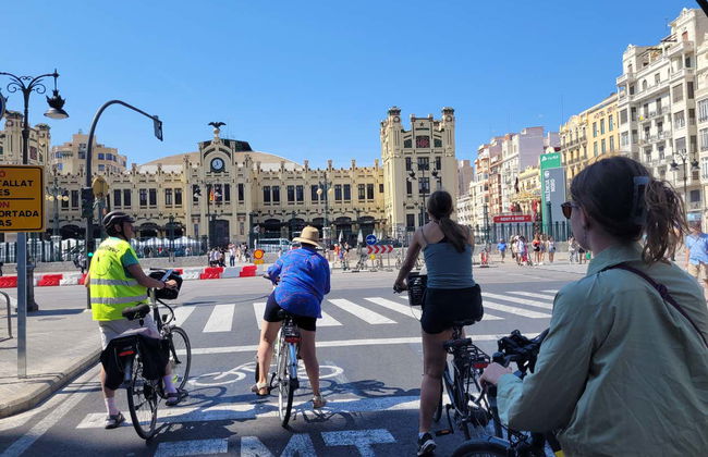 Valencia Free Bike Tour - Photo 3