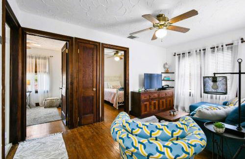 1926 Mediterranean Home with Heated Pool Sleeps 12 - Foto 45